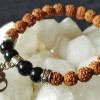 Pulsera Taosiz Rudrasksha y Onix